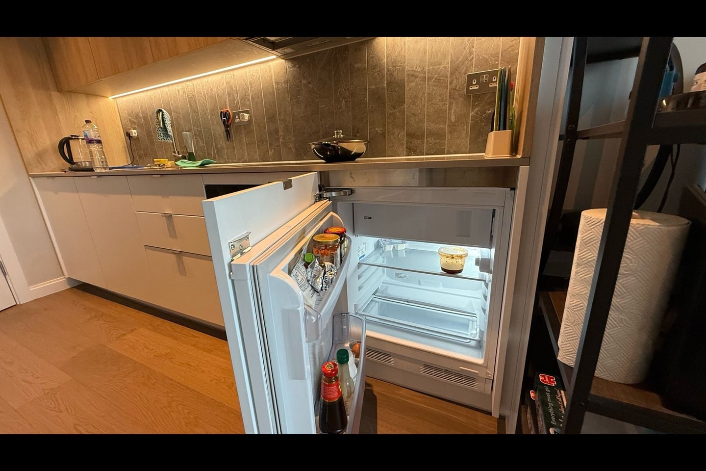 Additional image 12 of Studio Flat, Gasholder Place, SE11, N1 7GU