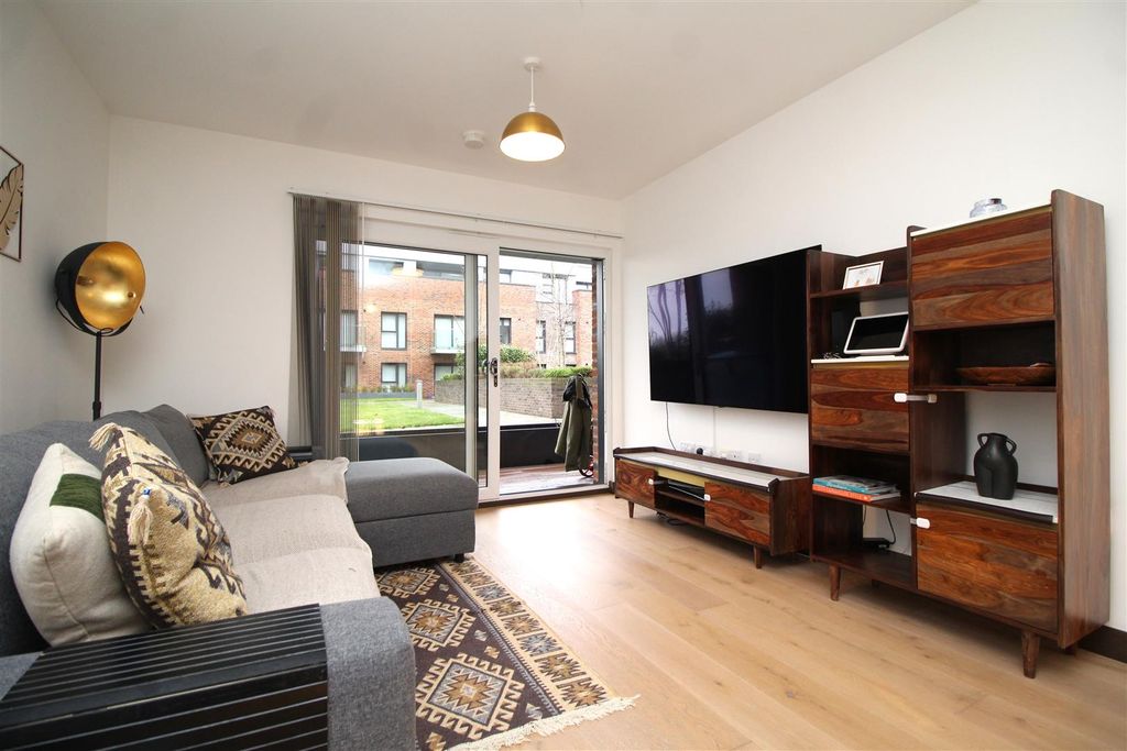 Additional image 7 of 2 bed flat for saleClarkson House, Fletton Quays, Peterborough PE2