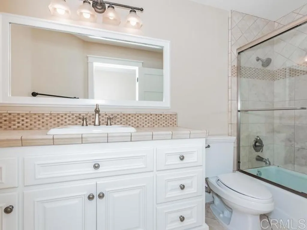 Additional image 3 of 2063 Cambridge Avenue, Cardiff By The Sea, CA 92007