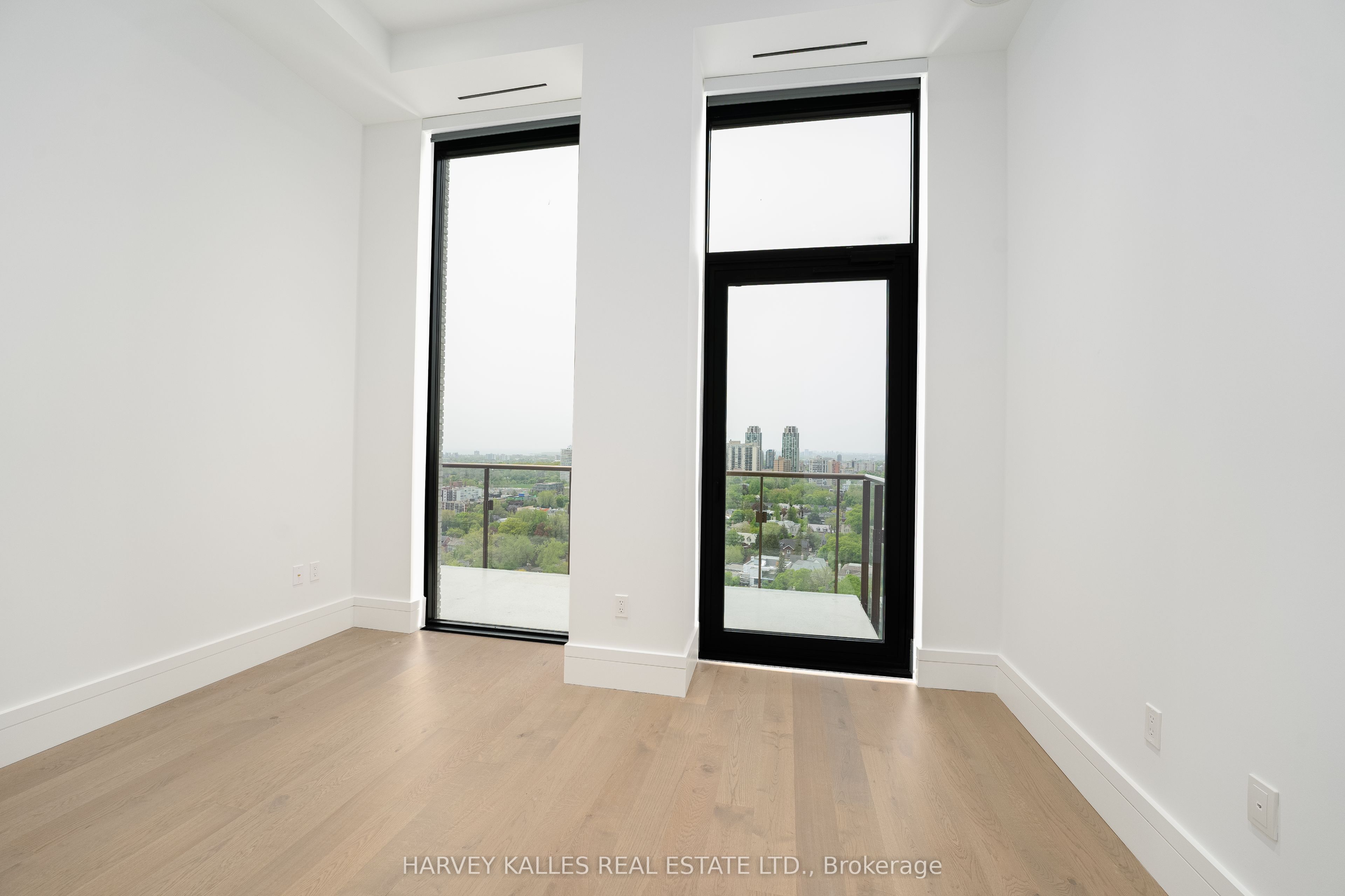 Additional image 4 of 2002-215 Lonsdale Road, Toronto, ON, M4V 1W7