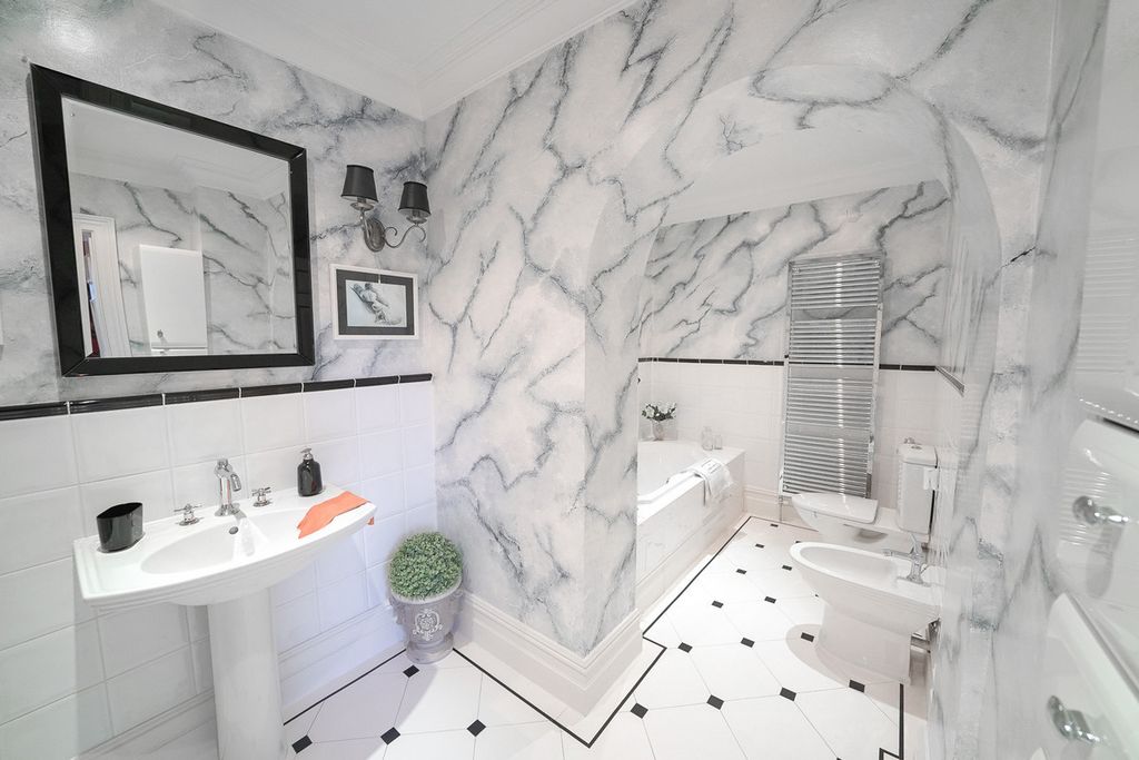 Additional image 12 of 3 bed flat for saleGrange Road, Stoke-On-Trent ST8