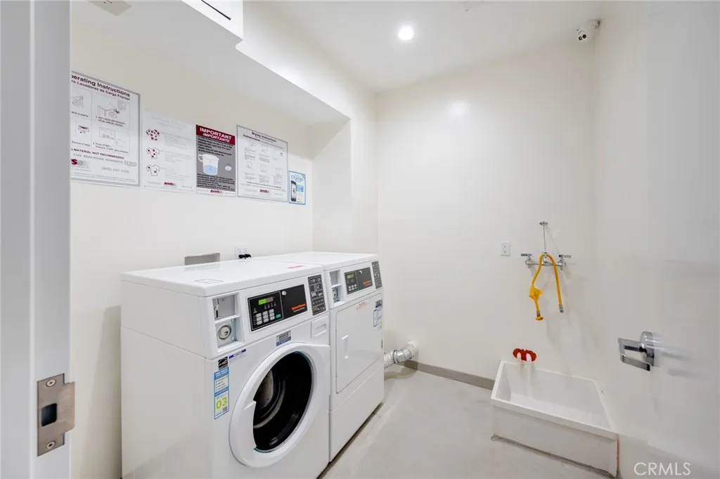 Additional image 13 of 14526 Hartland Street Unit 308, Van Nuys, CA 91405