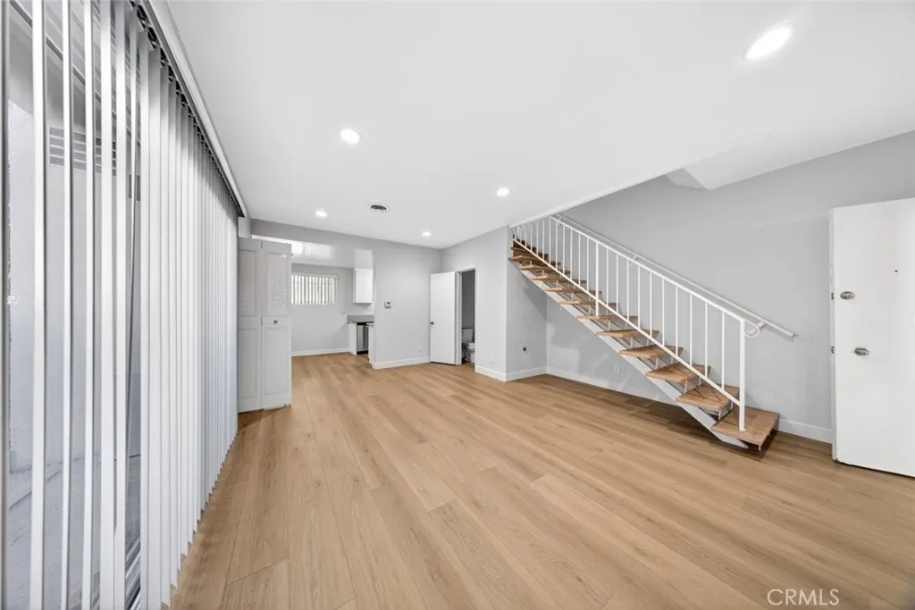 Additional image 6 of 232 N Verdugo Road Unit 2, Glendale, CA 91206