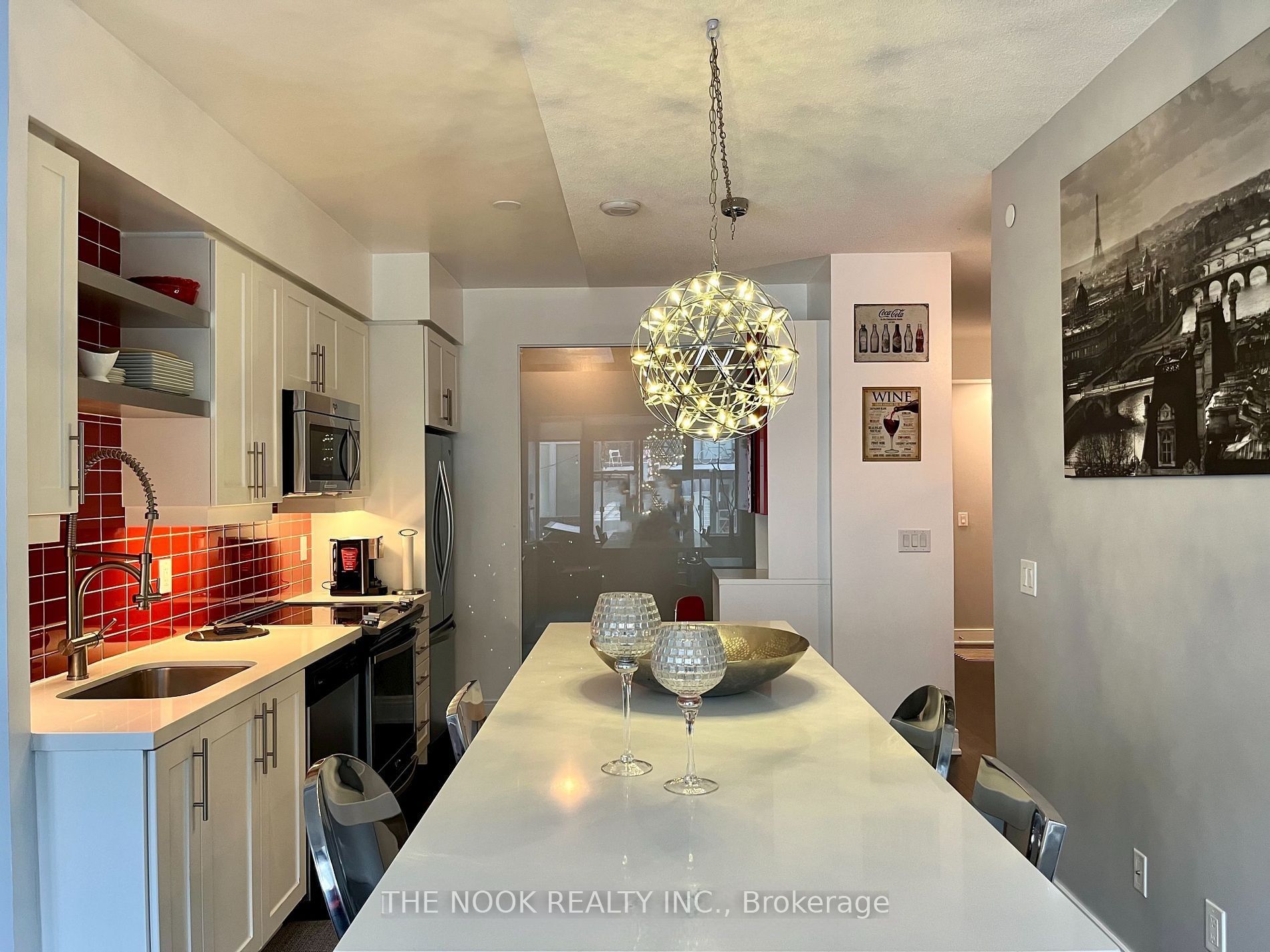 Additional image 2 of 1835-525 Adelaide Street W, Toronto, ON, M5V 0N7