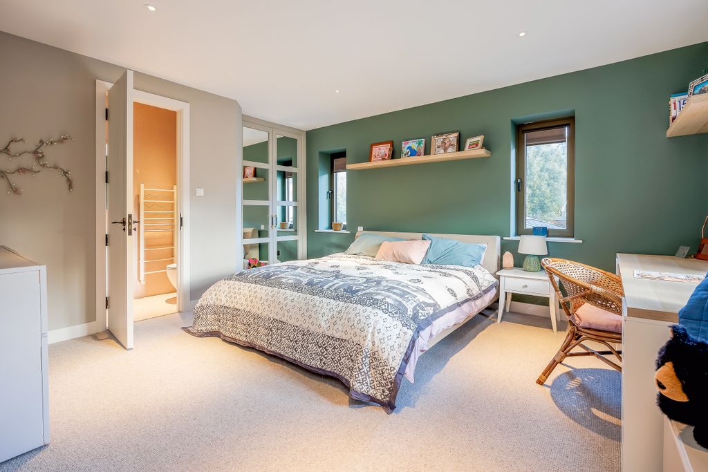 Additional image 12 of 4 bed detached house for saleFirs Lane, Poole BH14