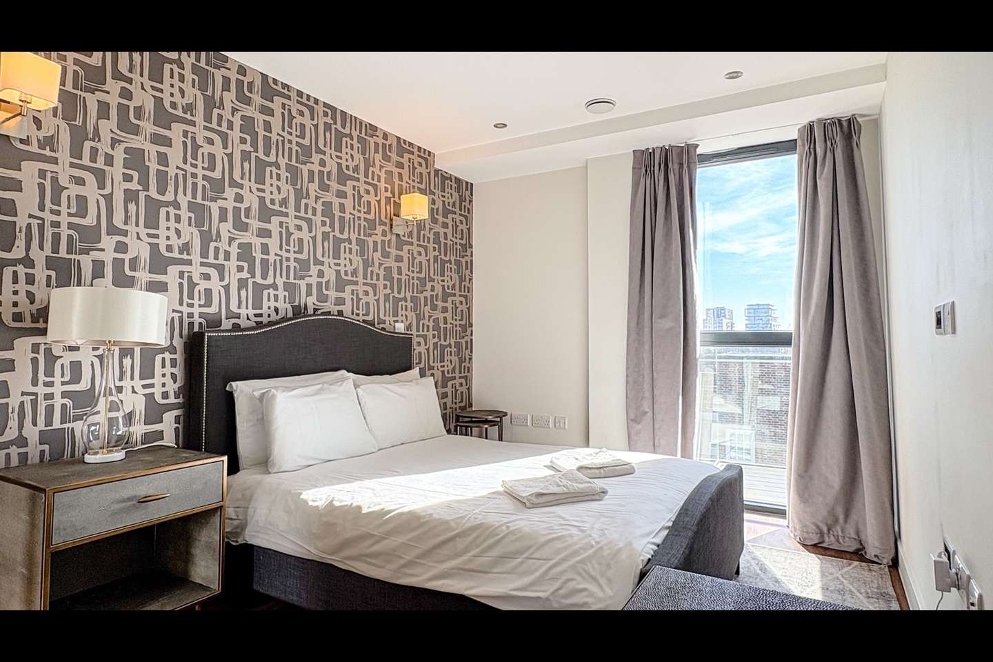 Additional image 7 of 1 Bed Flat, Twyne House, E1, N1 7GU