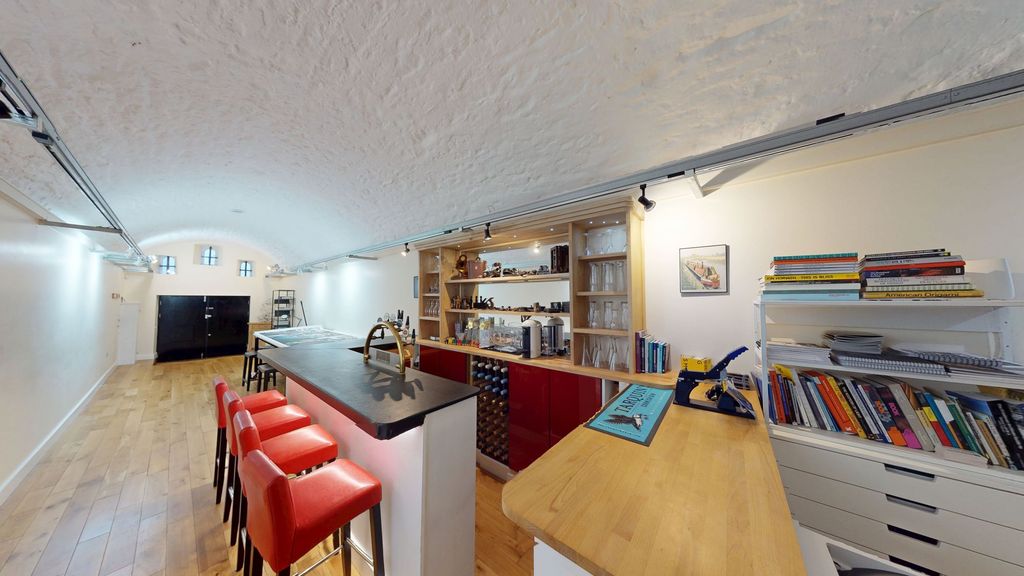 Additional image 7 of 2 bed flat for saleNew Street, Plymouth PL1