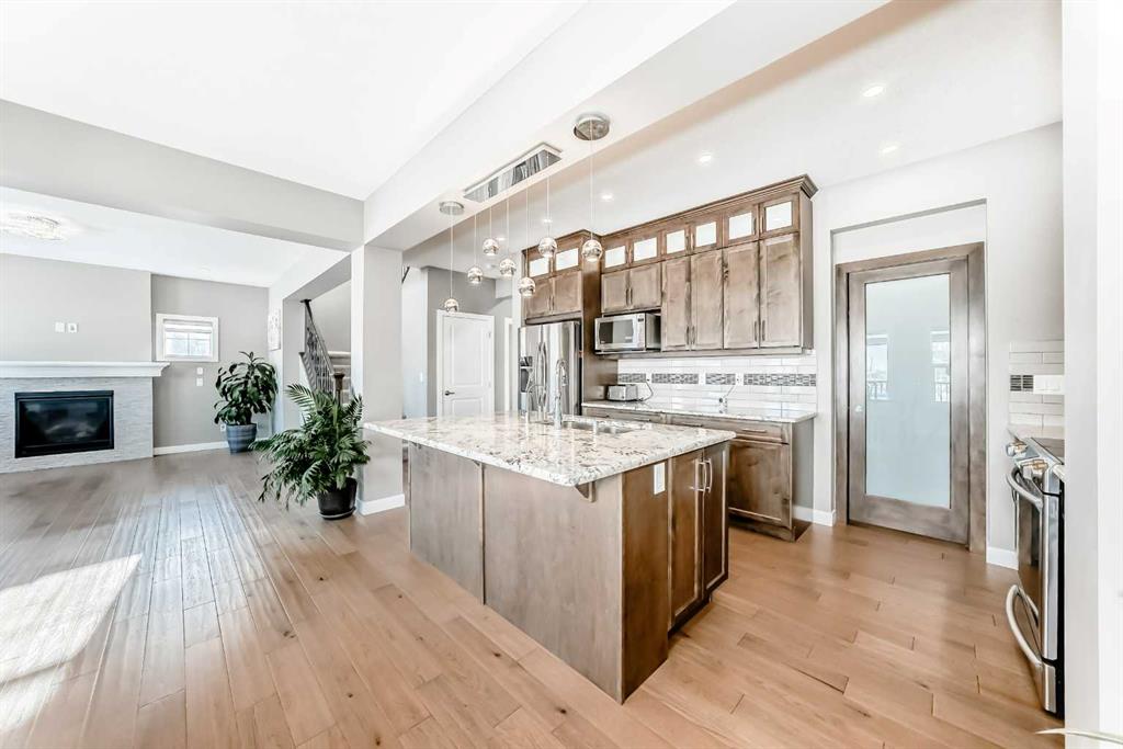 Additional image 5 of 201 Aspenmere Way , Chestermere, AB, T1X 0Y2