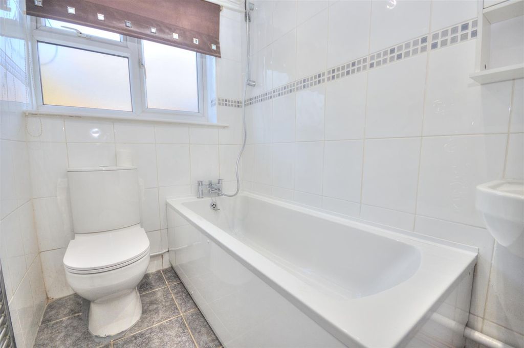Additional image 5 of 2 bed flat for saleAmaury Road, Crosby L23