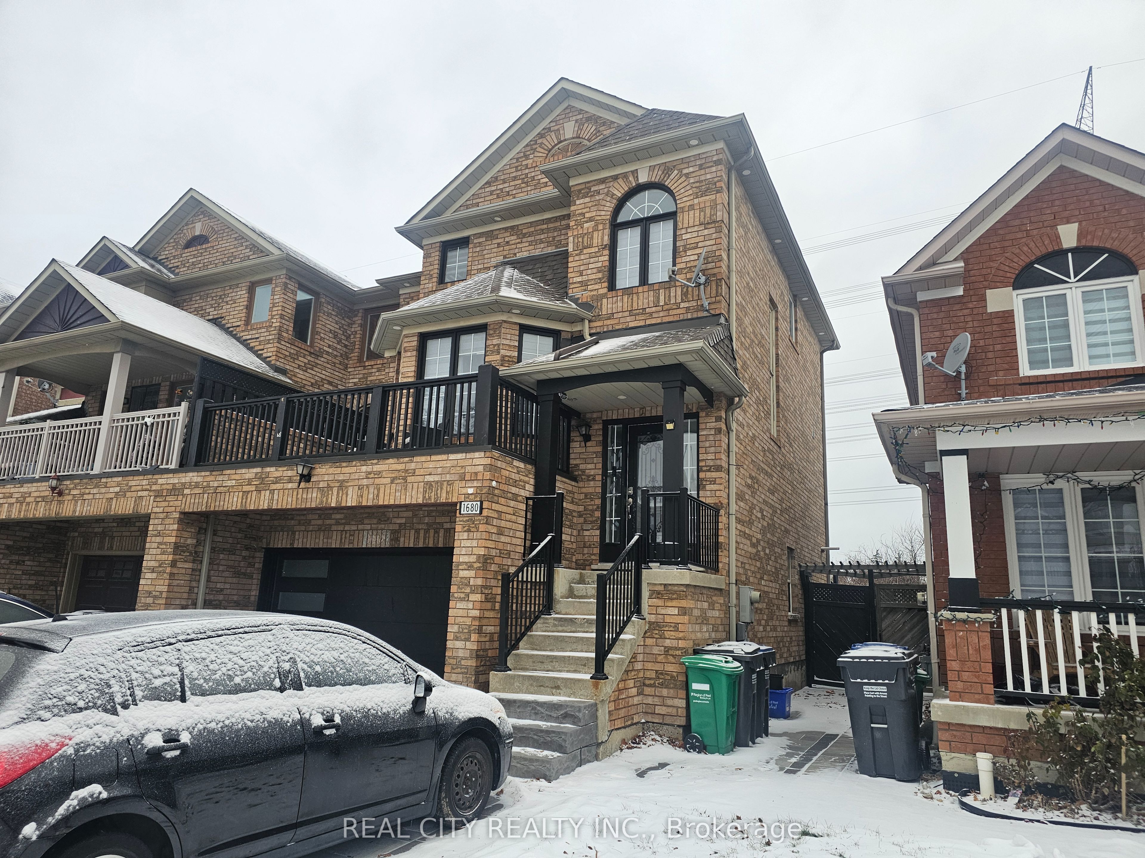 Additional image 2 of 1680 Samuelson Circle, Mississauga, ON, L5N 7Z7