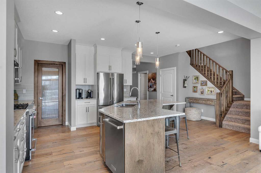 Additional image 4 of 105 Ravenskirk Close SE, Airdrie, AB, t4a0g7