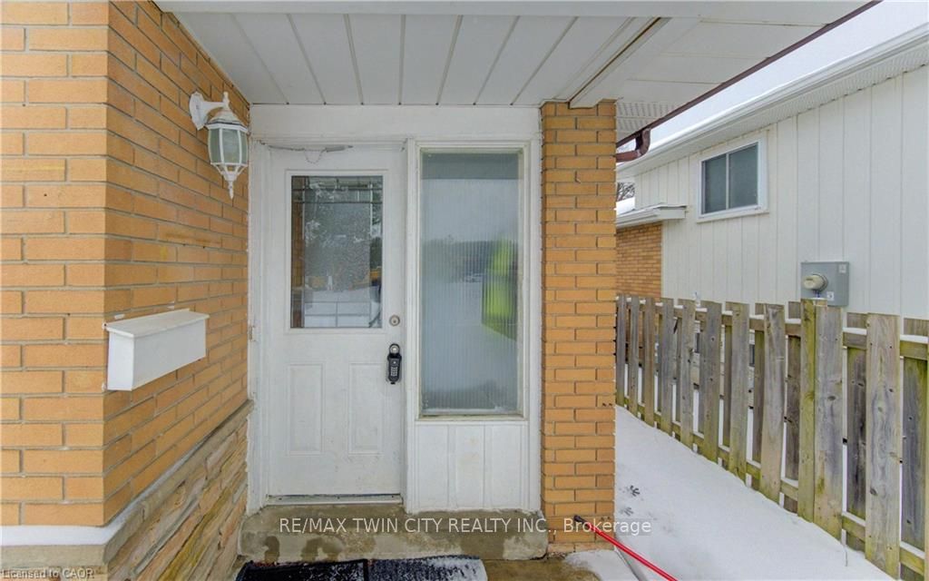 Additional image 2 of 110 Hazelglen Drive, Kitchener, ON, N2M 2E5