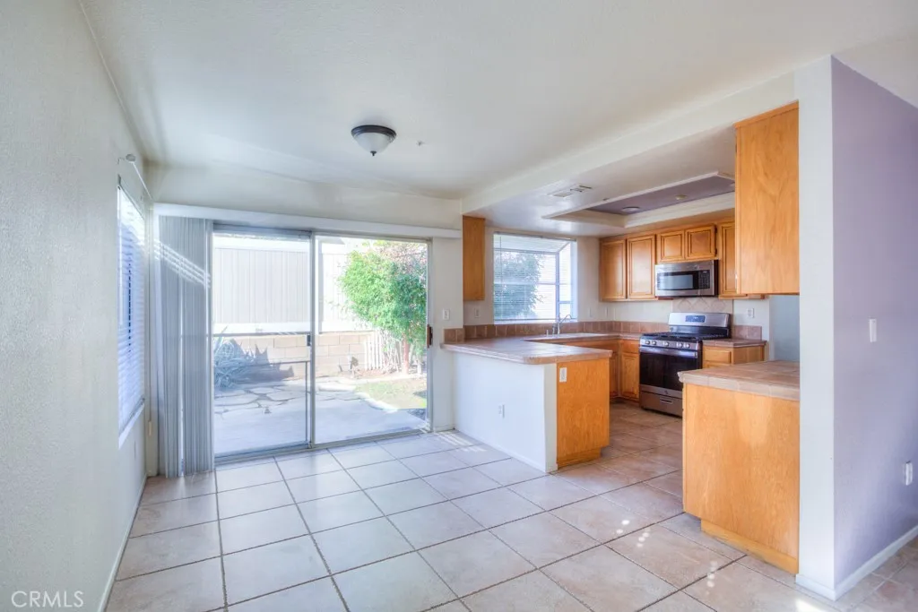 Additional image 16 of 14282 Tuolumne Court, Fontana, CA 92336