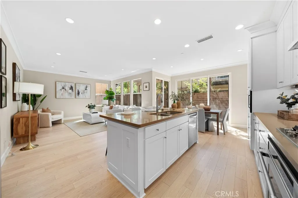 Additional image 17 of 257 Rodeo, Irvine, CA 92602