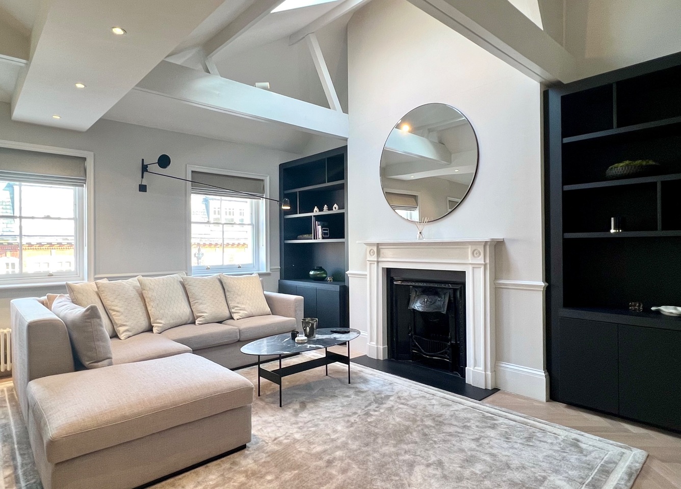 2 Bed Flat, Great Titchfield Street, W1W, N1 7GU