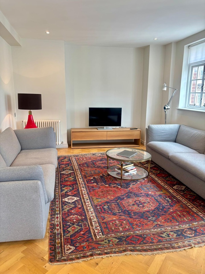 2 Bed Flat, Green Street, W1K, N1 7GU