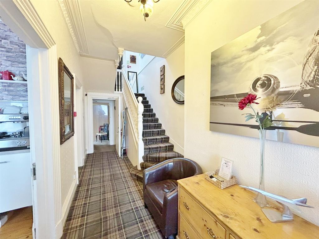 Additional image 5 of 7 bed hotel for saleHunters Guest House, Shore Road, Brodick KA27