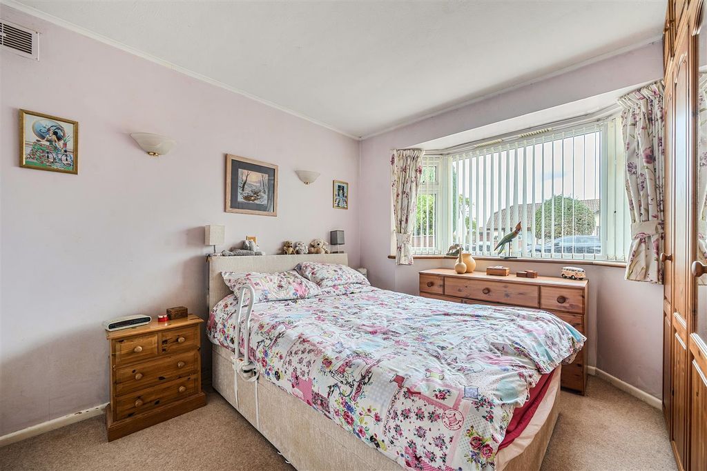 Additional image 18 of 2 bed detached bungalow for saleHeckford Road, Corfe Mullen, Wimborne BH21