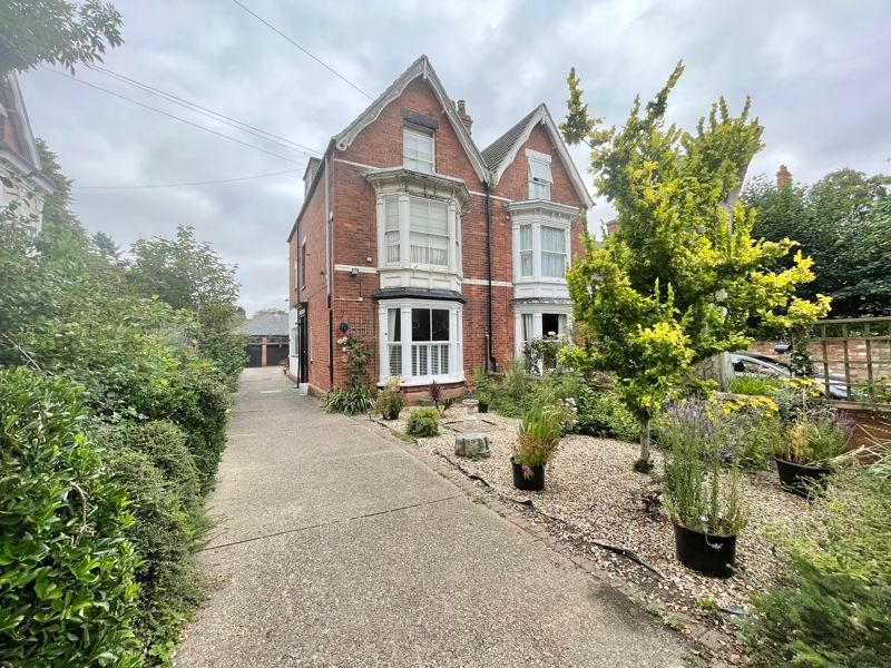 1 bed flat for saleAbbey Park Road, Grimsby DN32