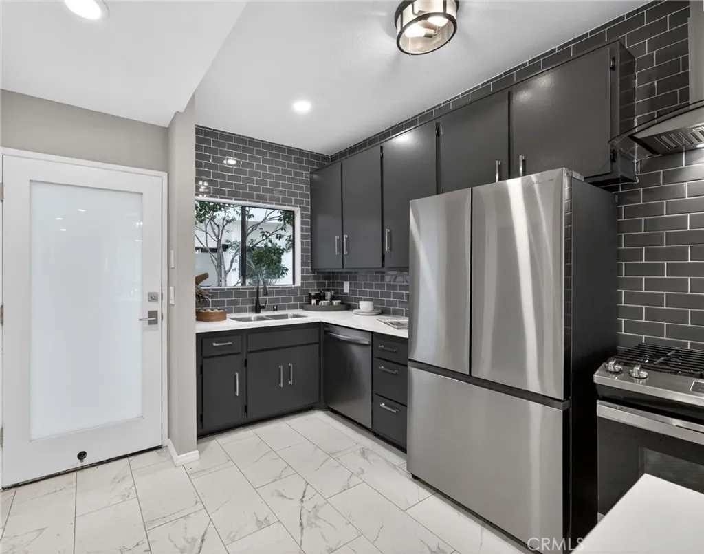 Additional image 4 of 2500 Abbot Kinney Boulevard Unit 9, Venice, CA 90291