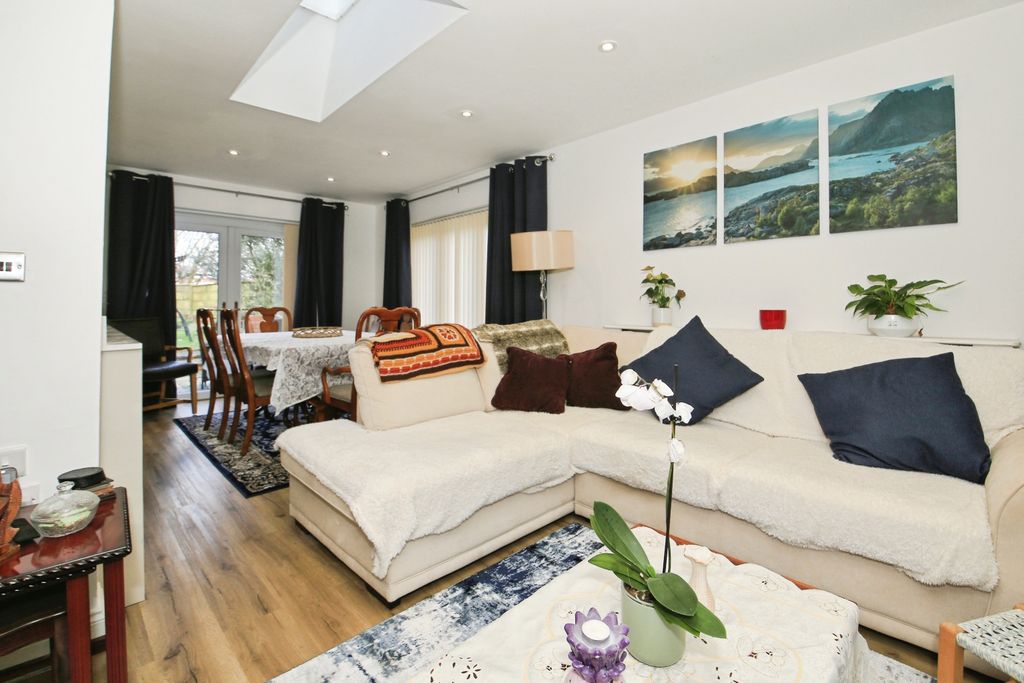 Additional image 17 of 7 bed detached house for saleSouth Street, Peterborough PE2