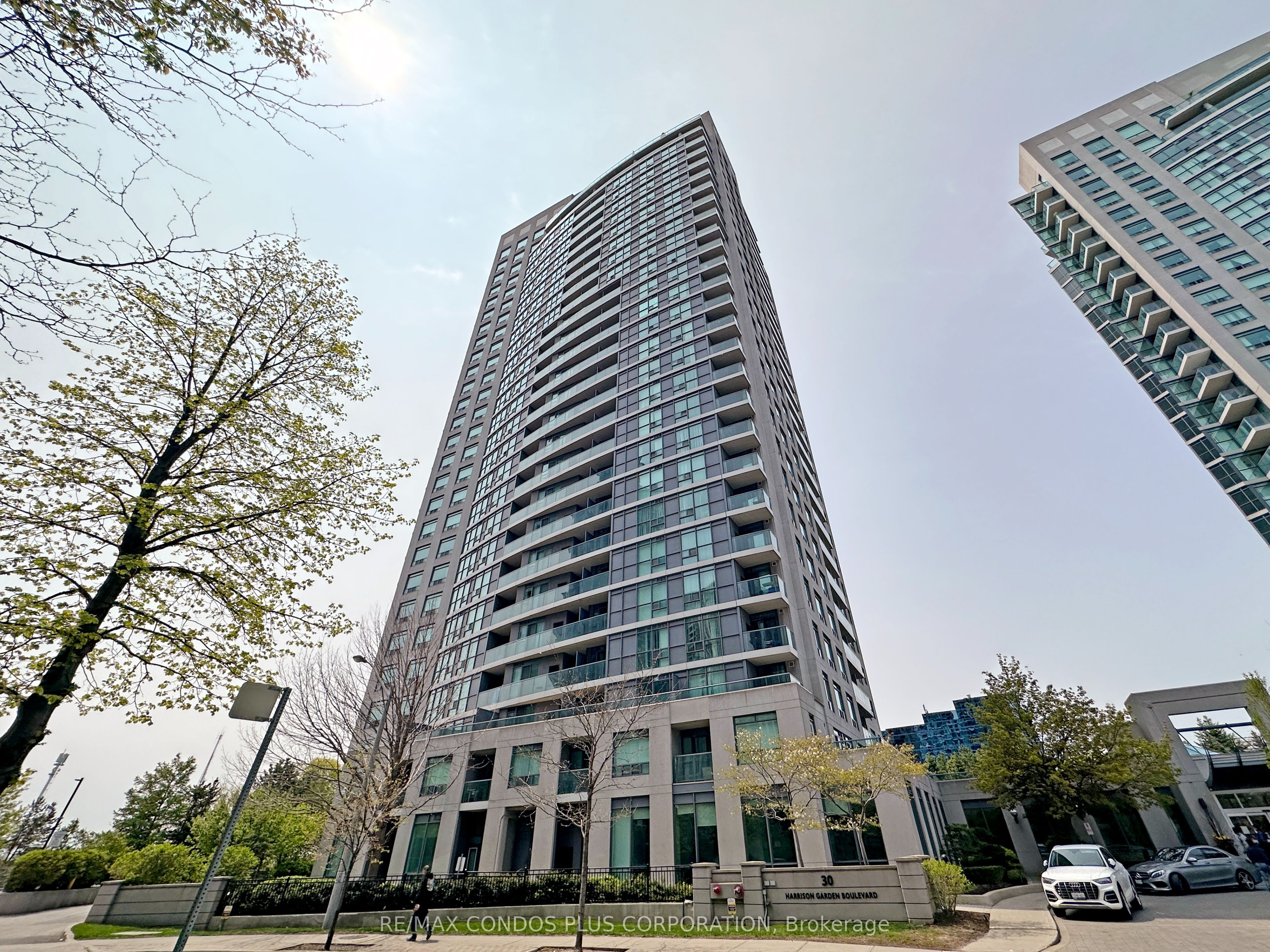 1112-30 Harrison Garden Boulevard, Toronto, ON, M2N 7A9