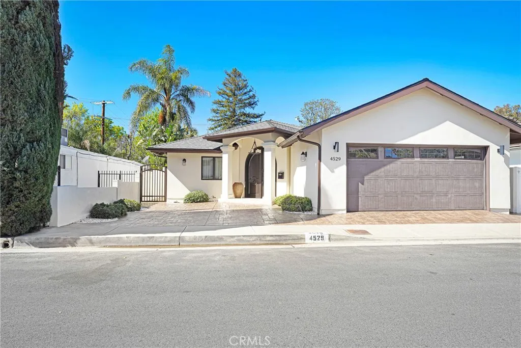 Additional image 2 of 4529 Don Pio Dr, Woodland Hills, CA 91364