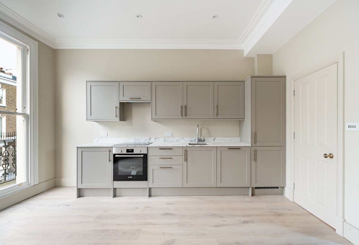 Additional image 2 of 3 Bed Flat, Redburn Street, SW3, N1 7GU