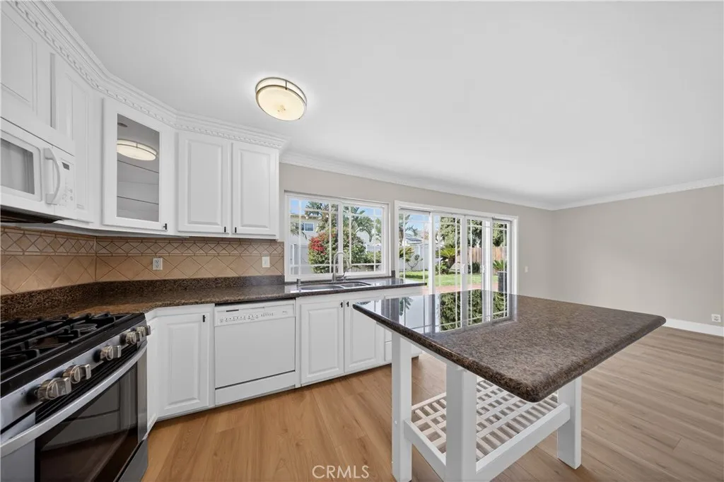 Additional image 12 of 10209 Glade Ave, Chatsworth, CA 91311