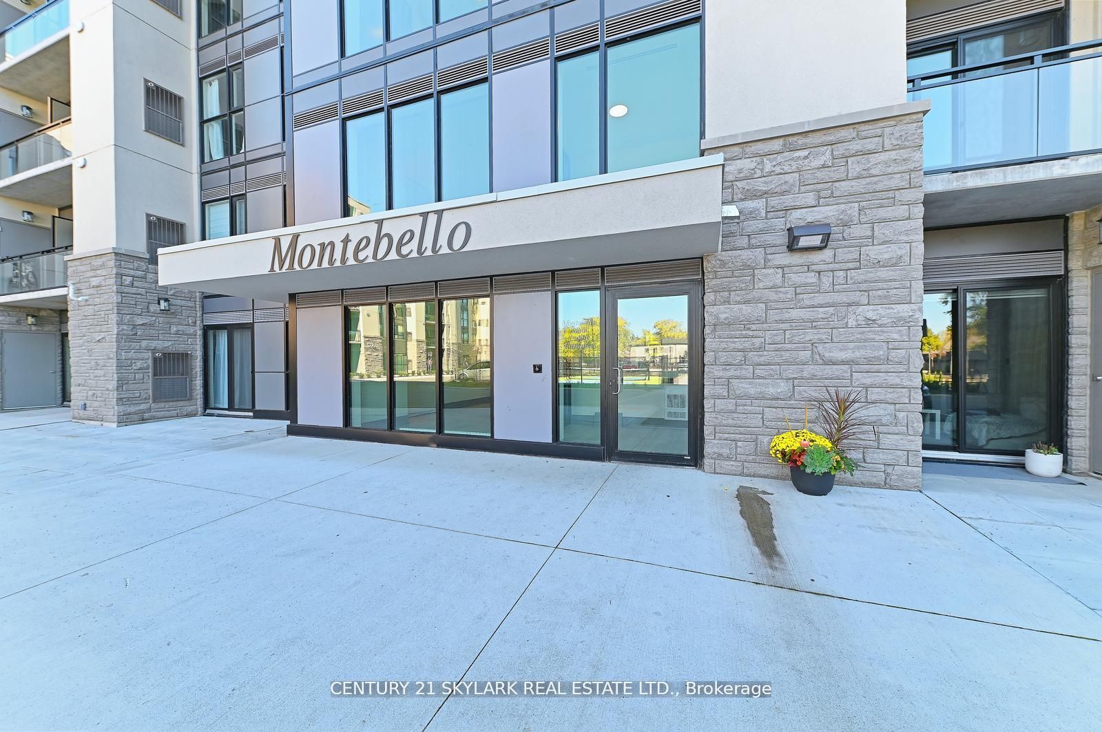 Additional image 2 of 216 - 50 Herrick Ave Avenue N