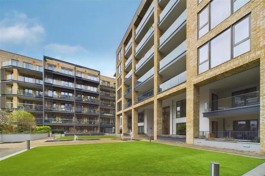 Additional image 5 of 1 Bed Flat, The Grange, SE1, N1 7GU