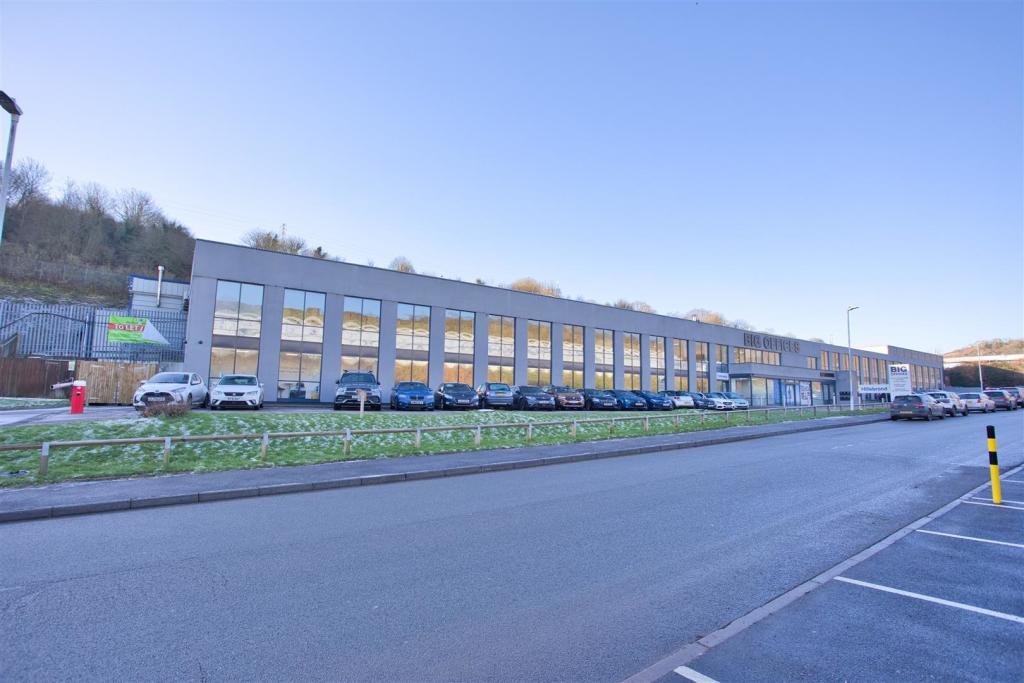 Poulton Close, Dover, CT17