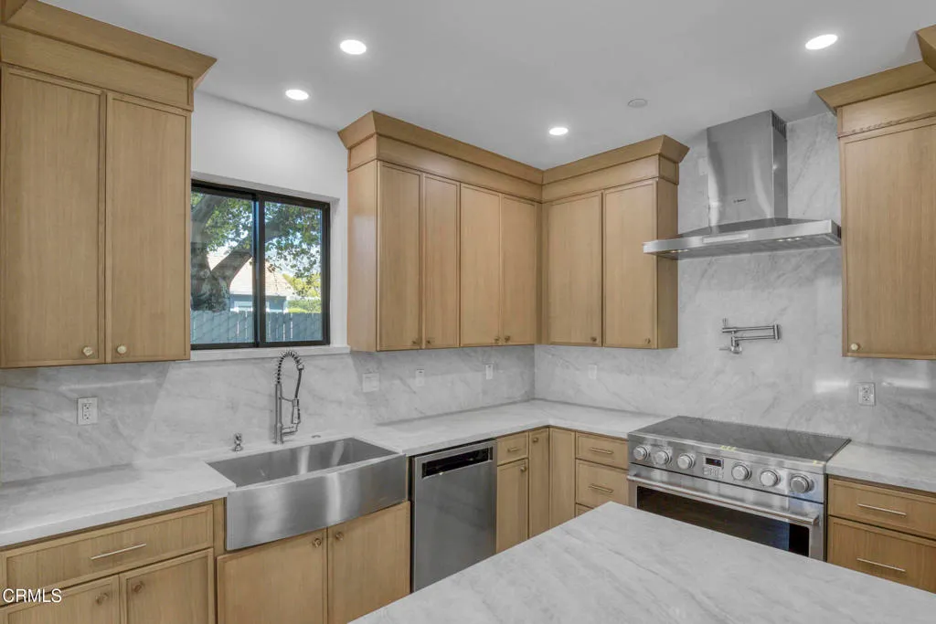 Additional image 37 of 611 W Claremont Street, Pasadena, CA