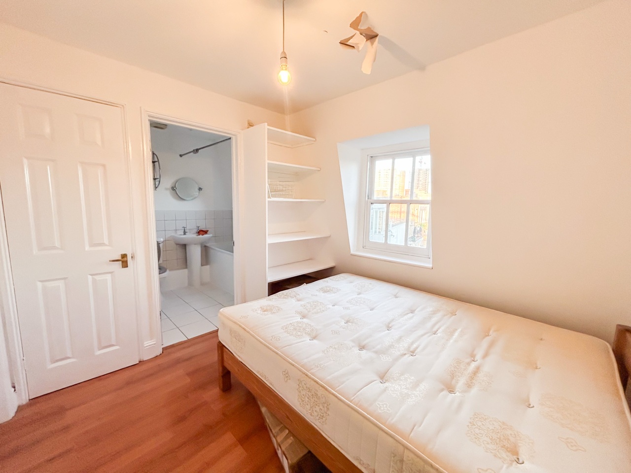 Additional image 7 of 1 Bed Flat, Camden Road, NW1, N1 7GU