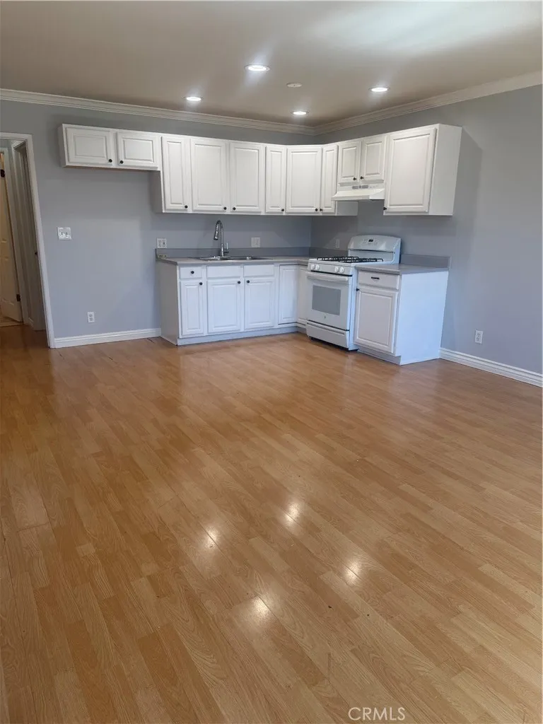 Additional image 11 of 6439 Woodman Ave Unit 2, Van Nuys, CA 91401