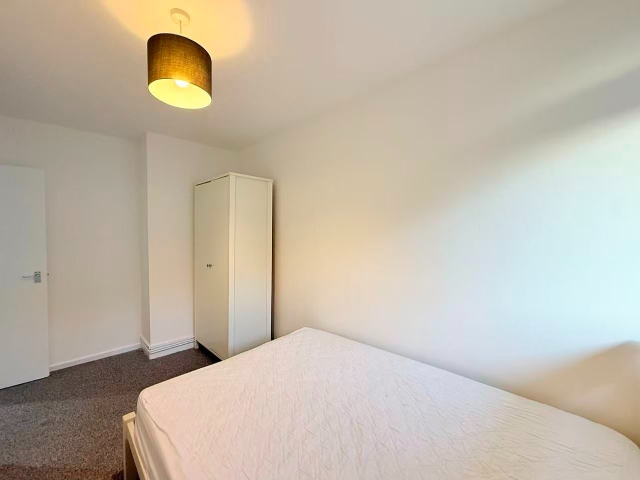 Additional image 11 of 4 Bed Flat, Mursell Estate, SW8, N1 7GU