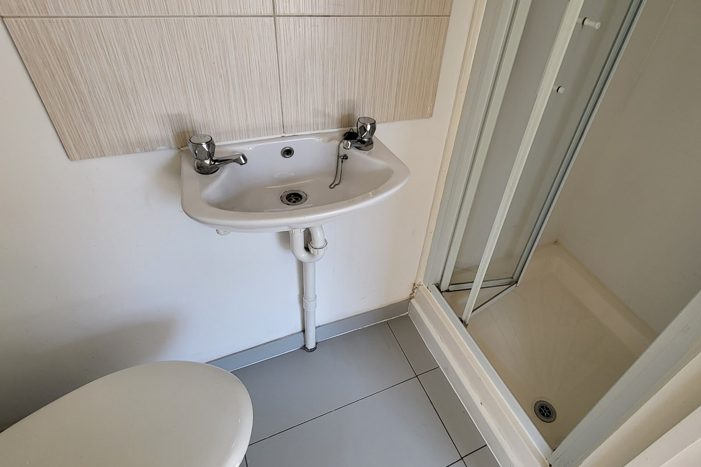 Additional image 4 of Studio Flat, Rufford Street, N1, N1 7GU