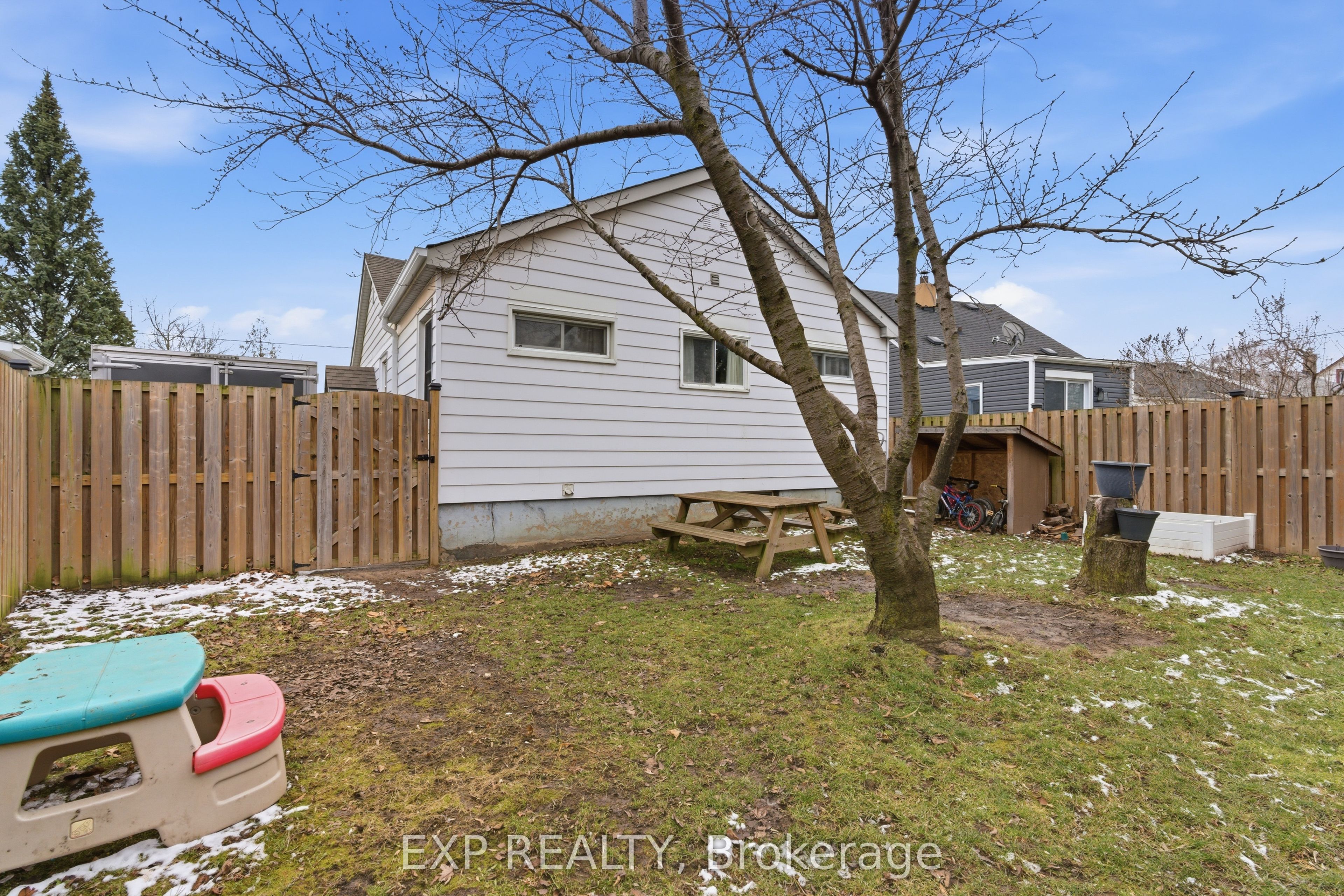 Additional image 5 of 18 Plymouth Avenue, St. Catharines, ON, L2R 2Y1