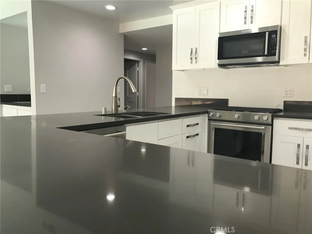 Additional image 9 of 19549 Tuba Street, Northridge, CA 91324