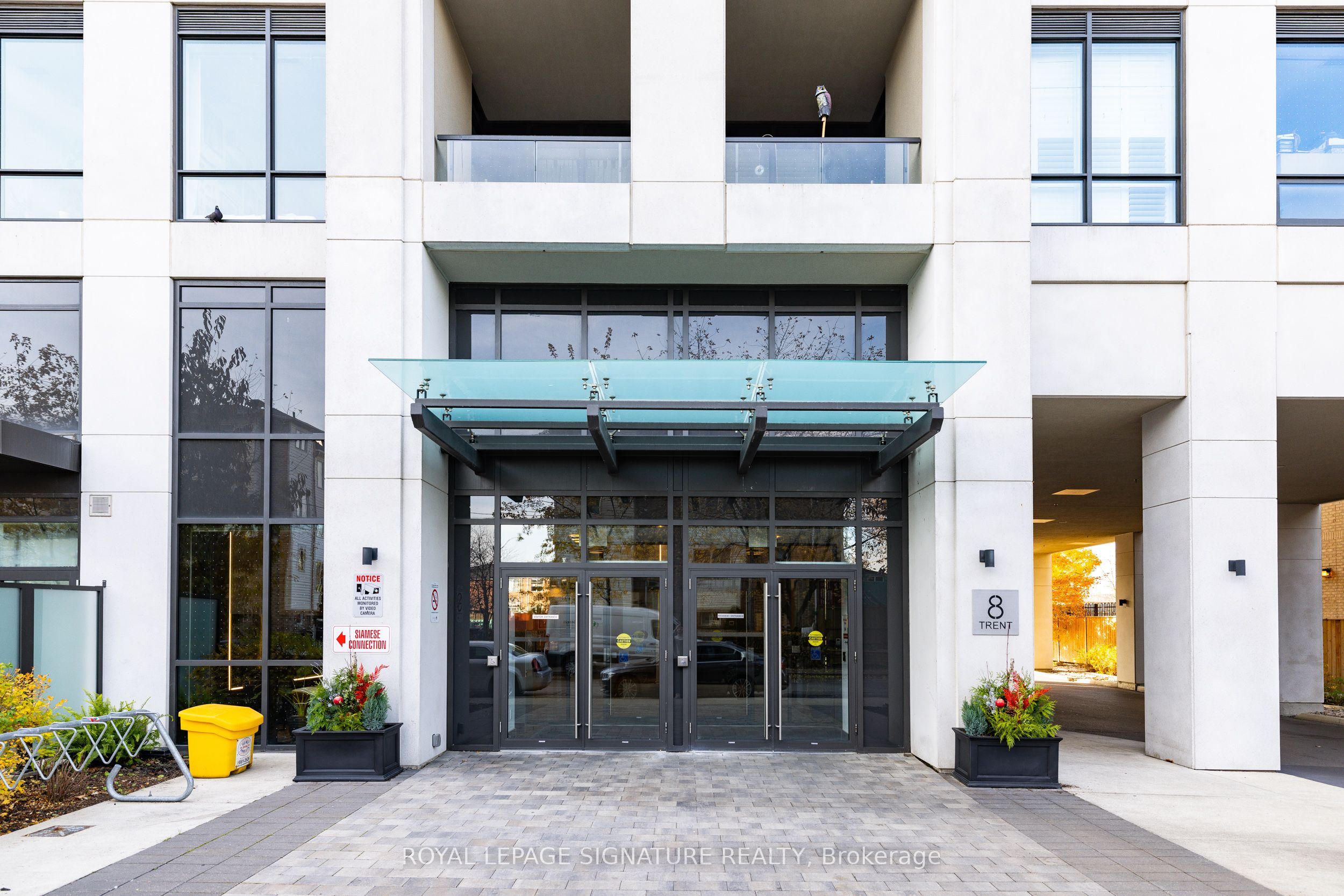 416-8 Trent Avenue, Toronto, ON, M4C 0A6