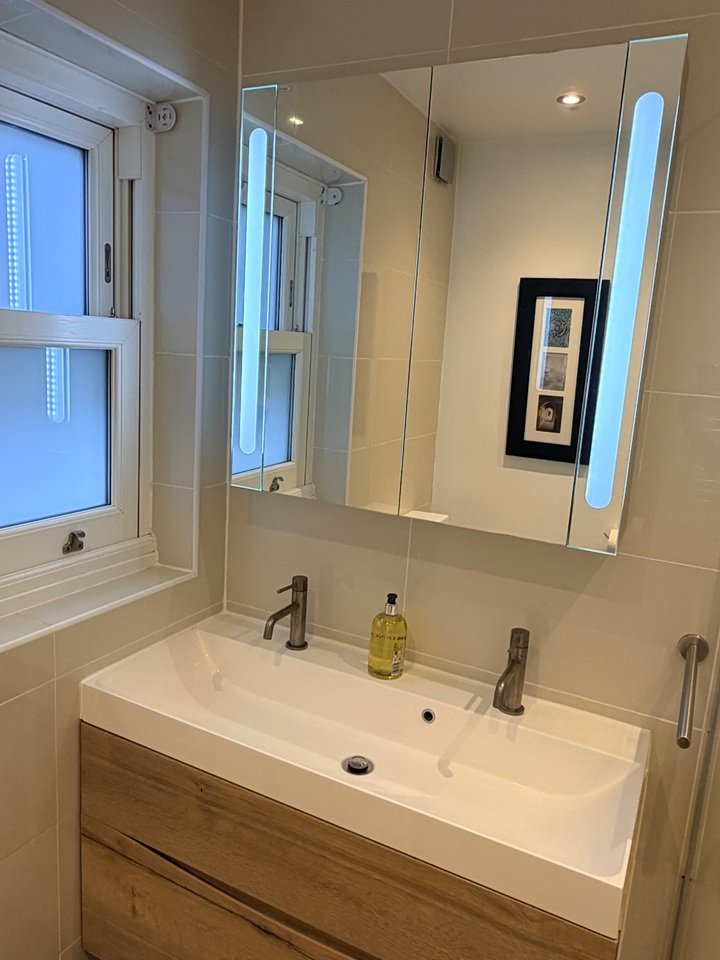 Additional image 8 of 2 Bed Flat, Oakley Place, SE1, N1 7GU