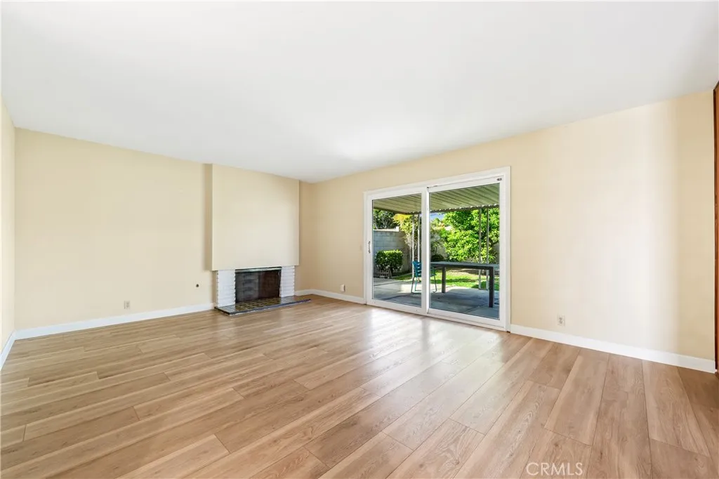 Additional image 4 of 19571 Roderick Ln, Huntington Beach, CA 92646