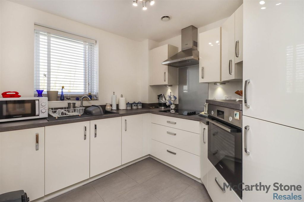 Additional image 6 of 2 bed flat for saleElizabeth Place, Trimbush Way, Market Harborough LE16
