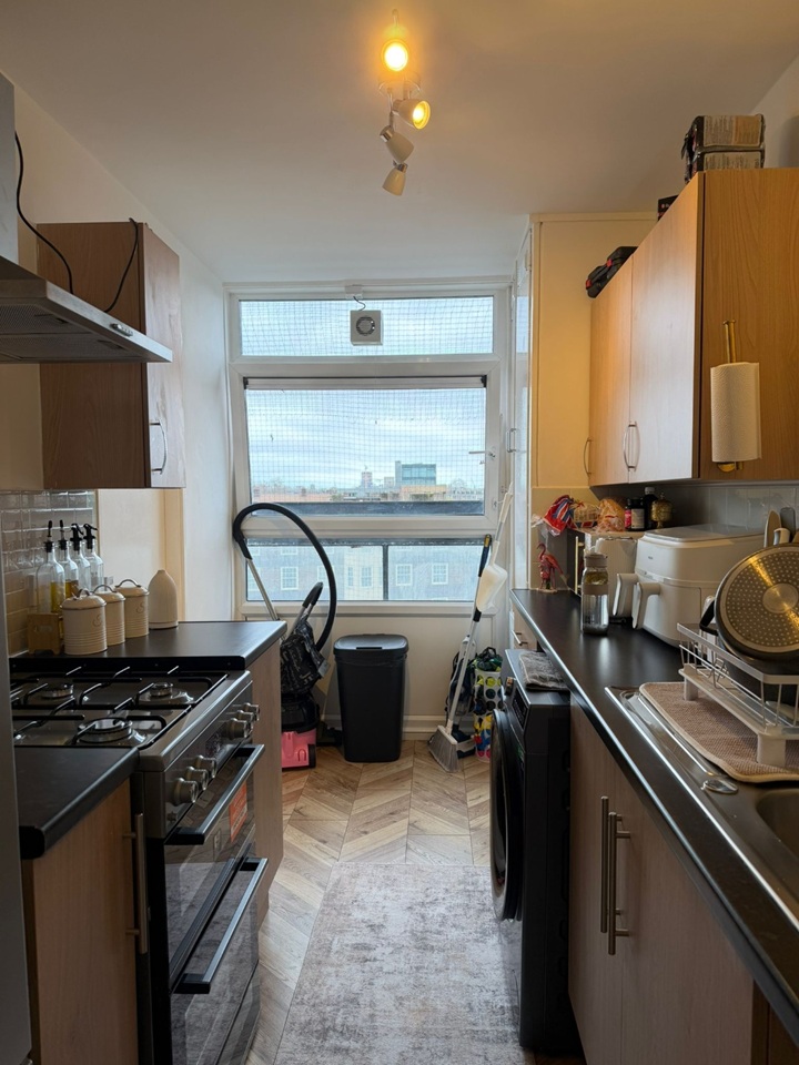 Additional image 2 of Room in a Shared Flat, Coverley Point, SE11, N1 7GU