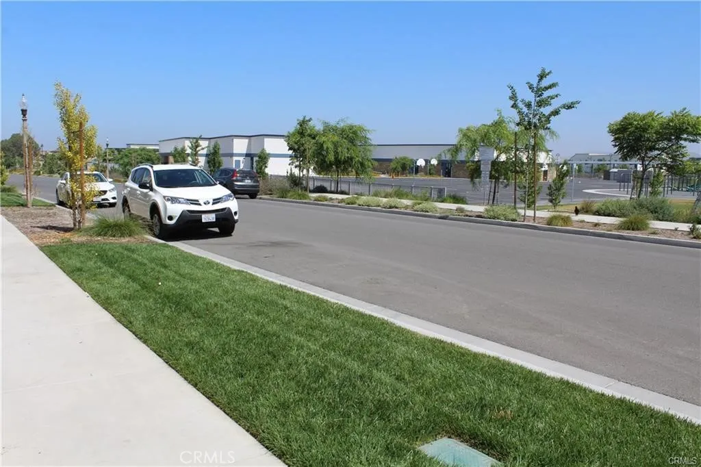 Additional image 82 of 140 Paramount, Irvine, CA 92618