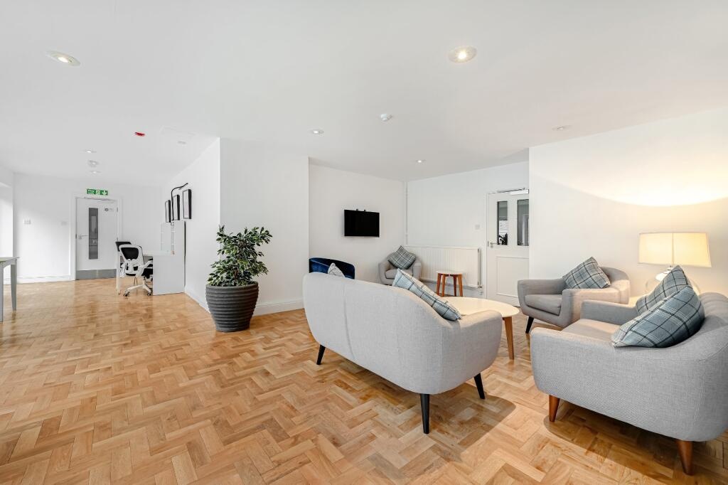 Additional image 3 of Room in a Shared Flat, Kimmerston House, SW1P, N1 7GU