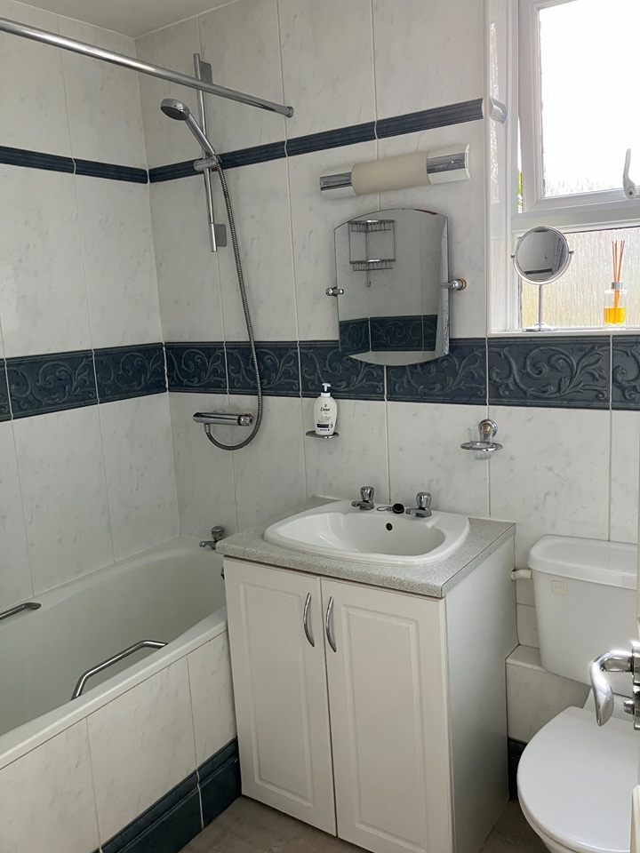 Additional image 5 of 1 Bed Flat, Vanbrugh Court, SE11, N1 7GU