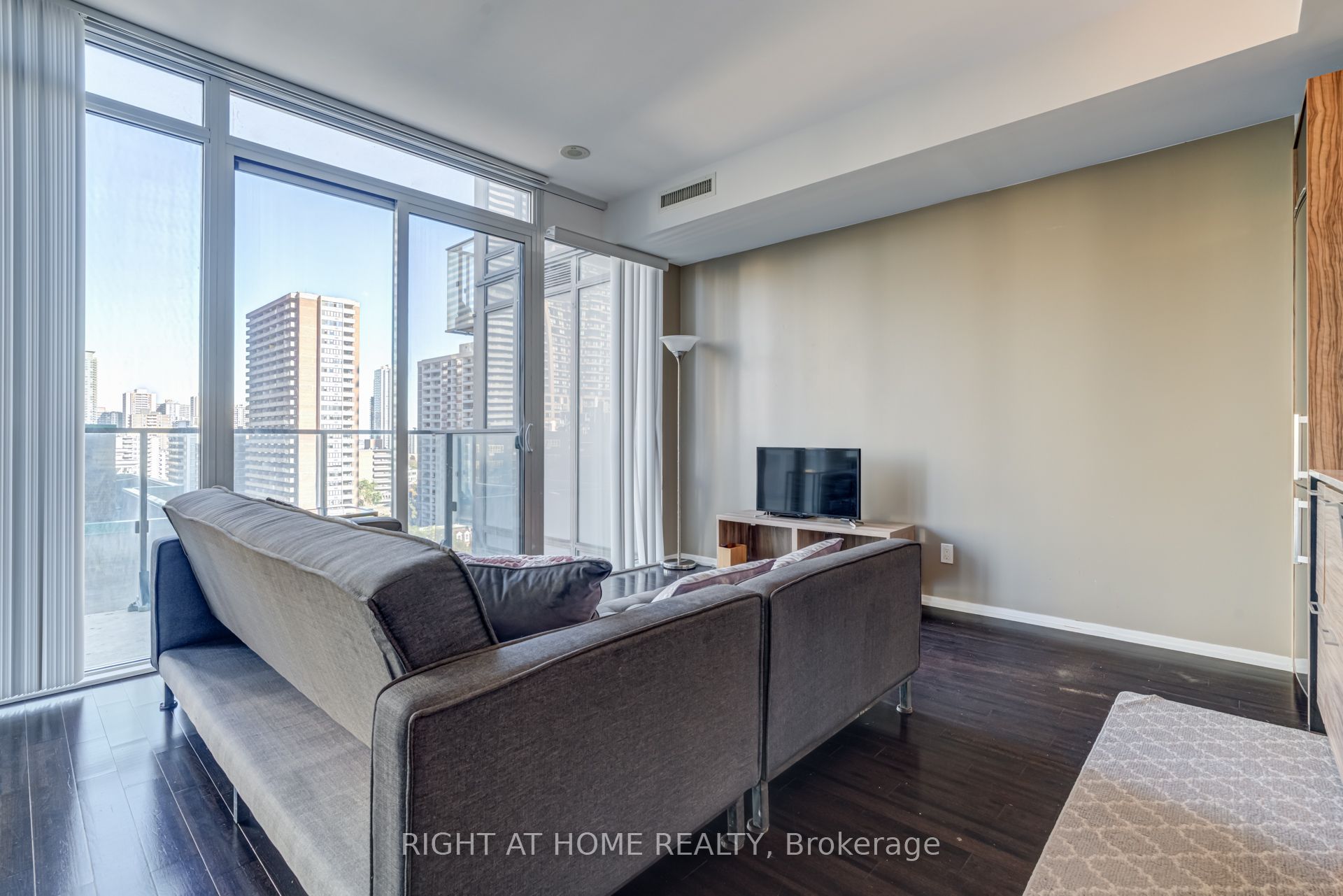 Additional image 4 of 1109-75 St Nicholas Street, Toronto, ON, M4Y 0A5