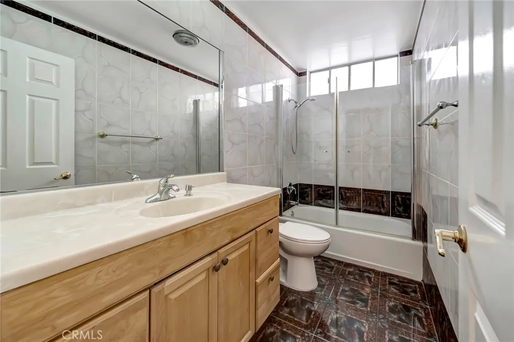 Additional image 54 of 5315 Zelzah Ave Unit 6, Encino, CA 91316