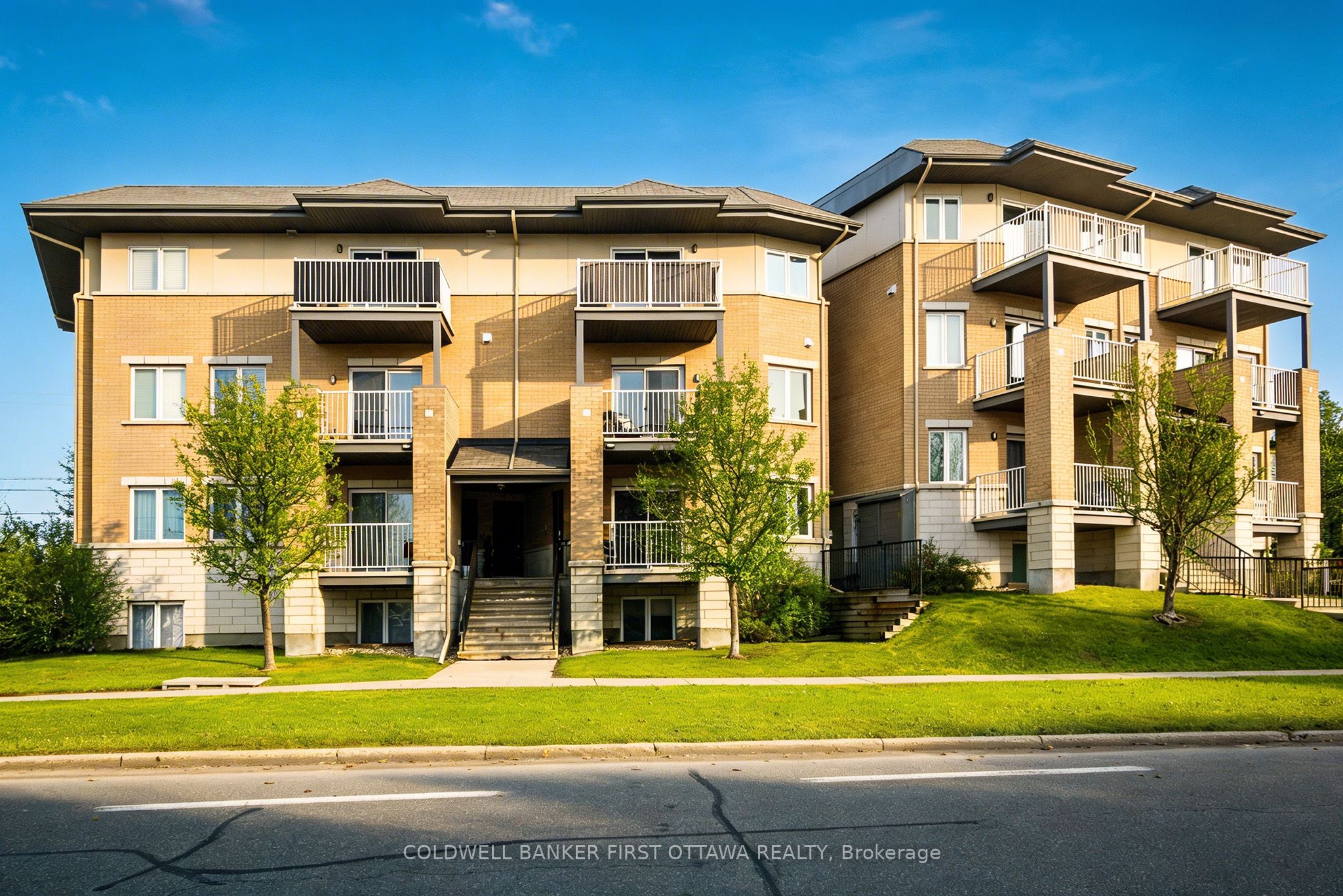 6-1210 Mcwatters Road, Ottawa, ON, K2C 3Y2